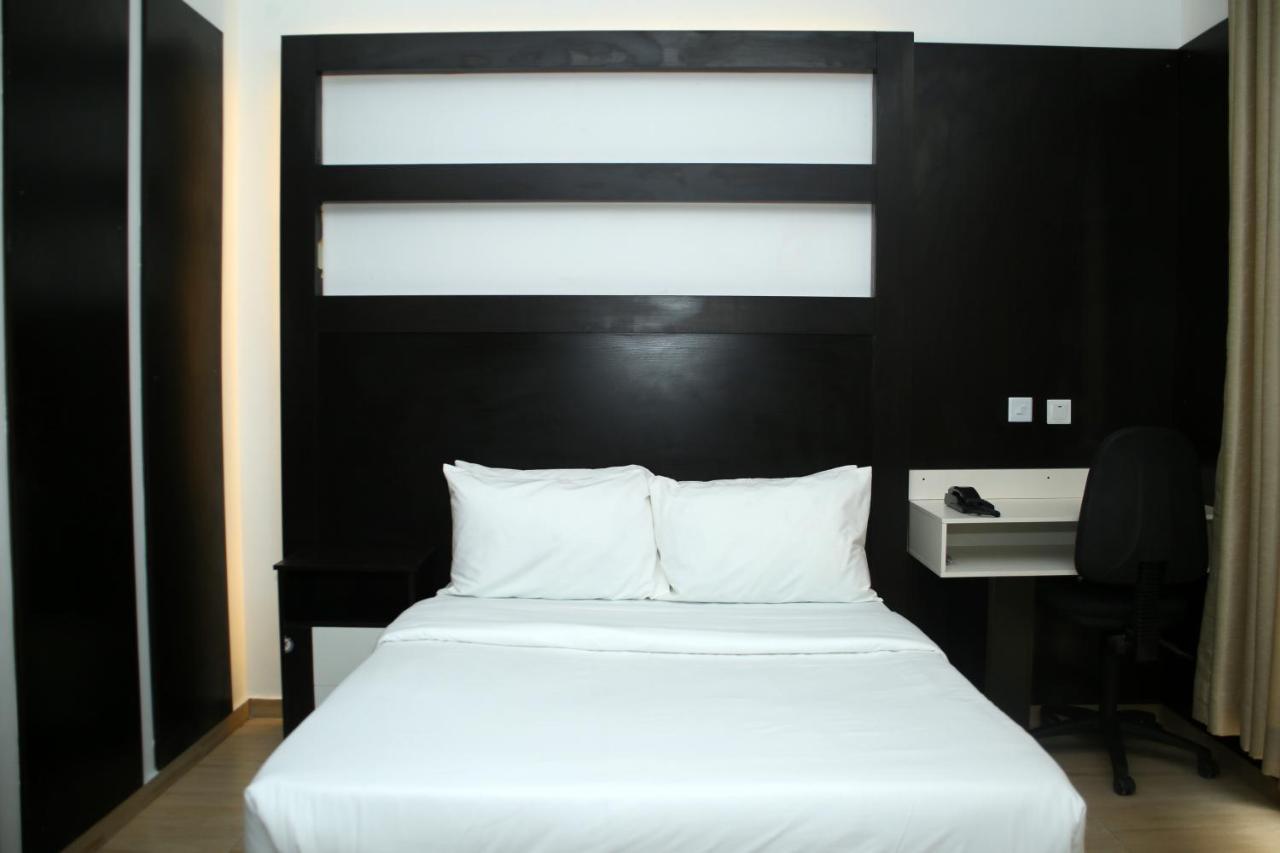 Hotel Capitol Ikeja Eksteriør billede