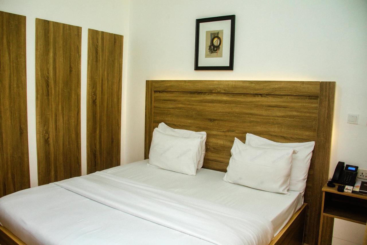 Hotel Capitol Ikeja Eksteriør billede