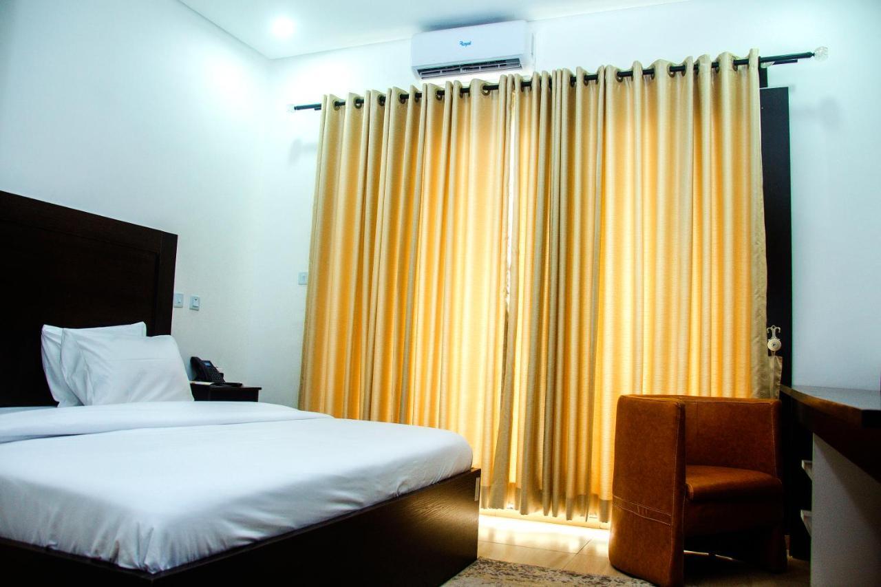 Hotel Capitol Ikeja Eksteriør billede